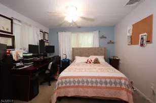 527 E Main St, Bridgewater, NJ 08807 - Photo 23