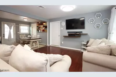 527 E Main St, Bridgewater, NJ 08807 - Photo 7