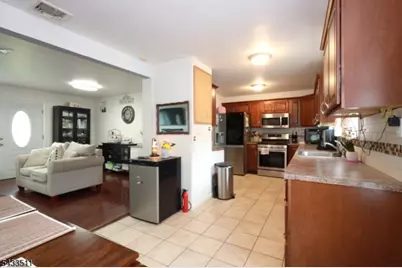 527 E Main St, Bridgewater, NJ 08807 - Photo 15