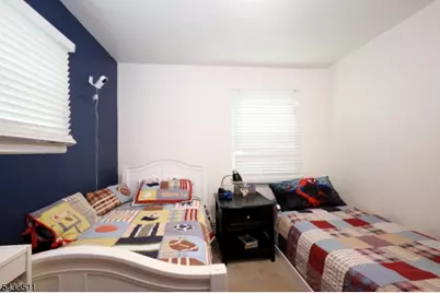 527 E Main St, Bridgewater, NJ 08807 - Photo 21