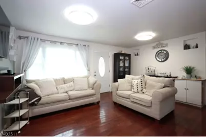 527 E Main St, Bridgewater, NJ 08807 - Photo 5