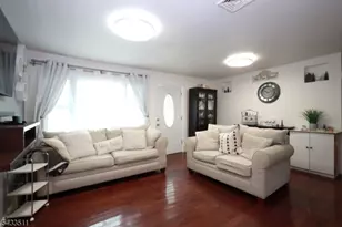 527 E Main St, Bridgewater, NJ 08807 - Photo 5