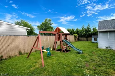 527 E Main St, Bridgewater, NJ 08807 - Photo 29