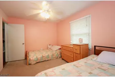 527 E Main St, Bridgewater, NJ 08807 - Photo 19