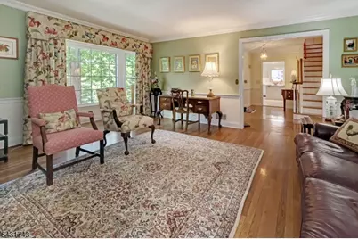 47 Lisa Dr, Chatham Township, NJ 07928 - Photo 15