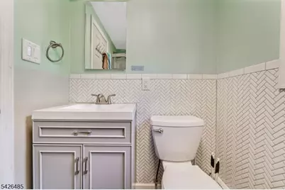 24 High St, Bloomsbury, NJ 08804 - Photo 27