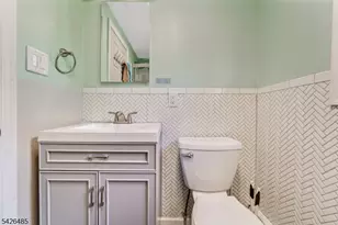 24 High St, Bloomsbury, NJ 08804 - Photo 27