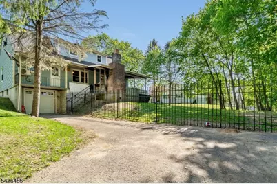 24 High St, Bloomsbury, NJ 08804 - Photo 5