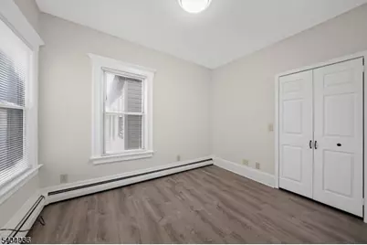 271 Mount Vernon Ave, Orange, NJ 07050 - Photo 3