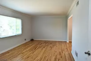 10 Garden Dr, Elmwood Park, NJ 07407 - Photo 3