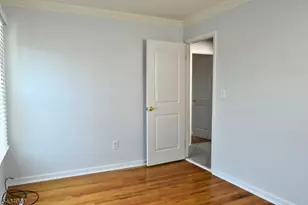 10 Garden Dr, Elmwood Park, NJ 07407 - Photo 23
