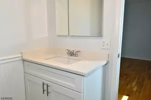 10 Garden Dr, Elmwood Park, NJ 07407 - Photo 19