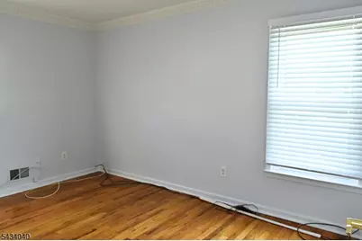 10 Garden Dr #2, Elmwood Park, NJ 07407 - Photo 21