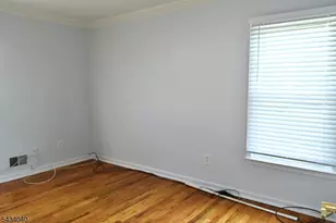 10 Garden Dr, Elmwood Park, NJ 07407 - Photo 21