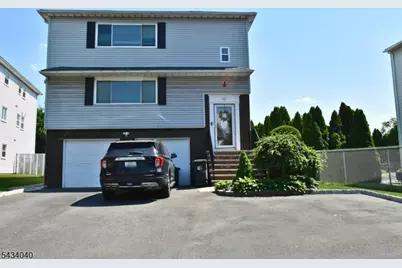 10 Garden Dr #2, Elmwood Park, NJ 07407 - Photo 1