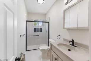 308 Rosehill Pl, Elizabeth, NJ 07202 - Photo 5