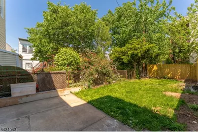 308 Rosehill Pl, Elizabeth, NJ 07202 - Photo 21