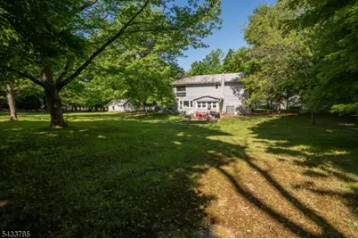 30 Mountainview Ave, Mount Arlington, NJ 07856 - Photo 5
