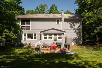30 Mountainview Ave, Mount Arlington, NJ 07856 - Photo 3