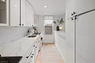 201 16th St, Union City, NJ 07087 - Photo 19