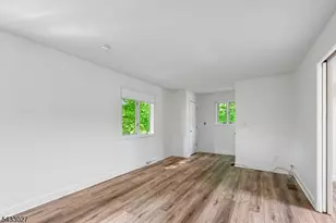 625 Maxim Dr, Hopatcong, NJ 07821 - Photo 25