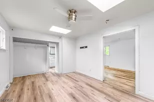 625 Maxim Dr, Hopatcong, NJ 07821 - Photo 27