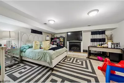 268 Bell Ave, Lodi, NJ 07644 - Photo 29