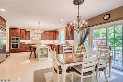 7 Alton Way, Scotch Plains Township, NJ 07076 - Photo 17