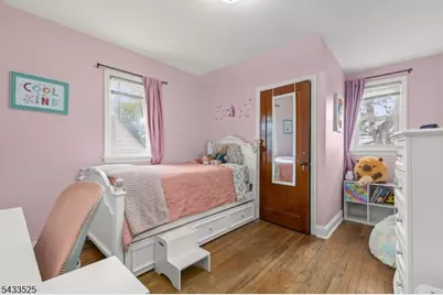 1335 Burnet Ave, Union Township, NJ 07083 - Photo 15