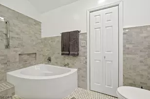 78 Heritage Ct, Montville Township, NJ 07082 - Photo 25