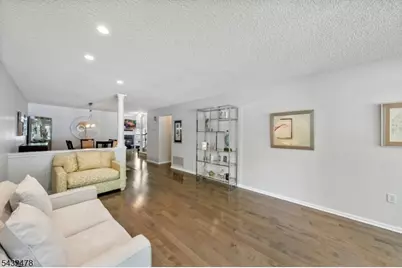 78 Heritage Ct, Montville Township, NJ 07082 - Photo 9