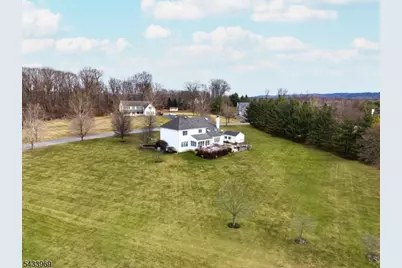 16 Steeplechase Lane, Franklin Township, NJ 08802 - Photo 7