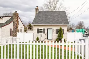 8 Navajo Ave, Parsippany, NJ 07034 - Photo 1