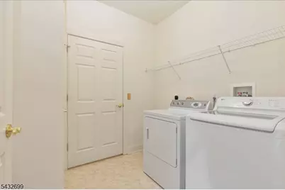 4306 Enclave Cir #4306, Franklin Township, NJ 08873 - Photo 11