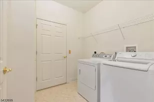 4306 Enclave Cir, Franklin Township, NJ 08873 - Photo 11