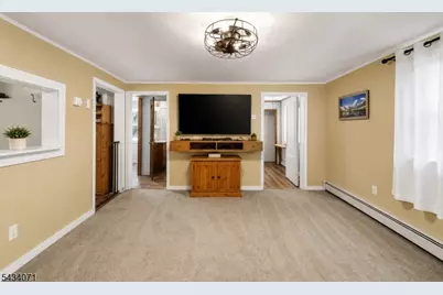 107 Oak Grove Rd, Raritan Township, NJ 08822 - Photo 3