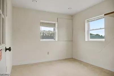 80 Valley Crest Rd, Clinton Township, NJ 08801 - Photo 23