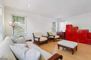 8 Pring Ct, West Orange Township, NJ 07052 - Photo 9