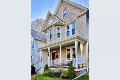 52 1/2 Madison St, Morristown, NJ 07960 - Photo 1