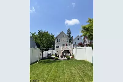 52 1/2 Madison St, Morristown, NJ 07960 - Photo 3