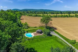 22 Hunters Cir, Tewksbury Township, NJ 08833 - Photo 29