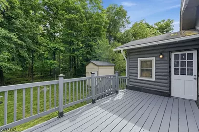 33 Hillside Ave, Jefferson Township, NJ 07460 - Photo 33