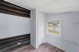 33 Hillside Ave, Jefferson Township, NJ 07460 - Photo 15
