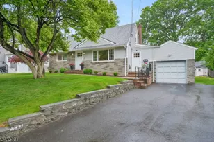 14 Fen Ct, Madison, NJ 07940 - Photo 3