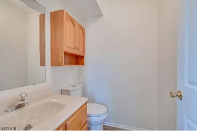 5 Heritage Sq, Sayreville, NJ 08872 - Photo 23