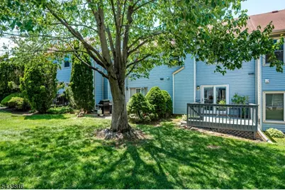 5 Heritage Sq, Sayreville, NJ 08872 - Photo 35