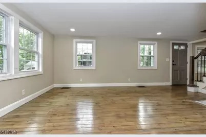 6 Standish Ln, Kinnelon, NJ 07405 - Photo 11