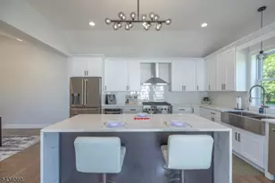 121 Fairview Dr, Branchburg Township, NJ 08853 - Photo 9