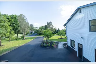 121 Fairview Dr, Branchburg Township, NJ 08853 - Photo 37
