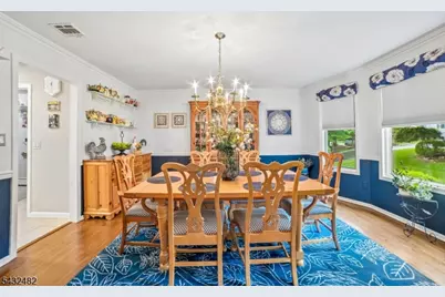 38 Howell Dr, Verona, NJ 07044 - Photo 5